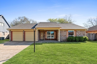 11411 Longbrook Dr, Houston, TX 77099