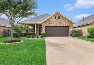 31310 Gulf Cypress Ln, Hockley, TX 77447