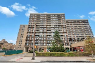 15038 Union Turnpike Unit 12K, Flushing, NY 11367