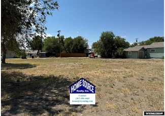 109 W Adams Ave, Riverton, WY 82501