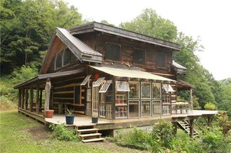 196 Moonstone Trail, Hot Springs, NC 28743