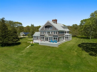 1069 Horseneck Rd, Westport, MA 02790