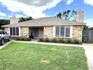 6616 Laura Ann Ct, Richland Hills, TX 76118