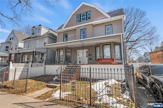 76 N 17th St, East Orange, NJ 07017