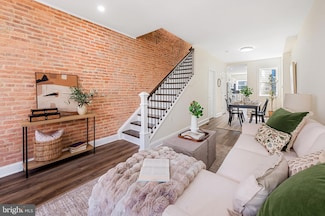 1722 Mcculloh St, Baltimore, MD 21217