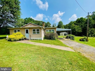 17341 Joplin Rd, Triangle, VA 22172
