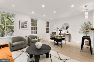 2723 Ordway St NW Unit 2, Washington, DC 20008