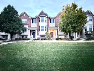 2911 Henley Ln, Naperville, IL 60540