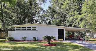 7038 Clovis Rd, Jacksonville, FL 32205