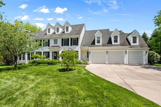 1209 Dunstan Rd, Geneva, IL 60134