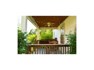 5010 Belmeade Rd, Kansas City, MO 64129