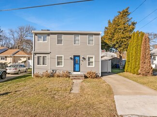 28 Bonney St, Fairhaven, MA 02719