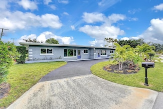 208 NW 1st St, Boynton Beach, FL 33435