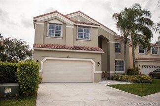 315 Lake Crest Ct, Weston, FL 33326