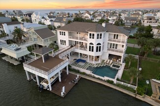 3425 Petite Cir, Galveston, TX 77554