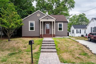 984 S Dogwood Dr, Harrisonburg, VA 22801