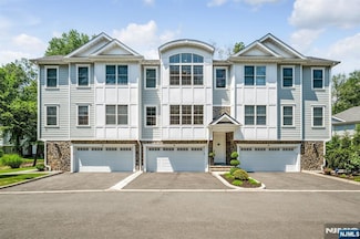110 Mason Ct Unit 2H, Haworth, NJ 07641