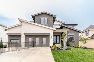 18608 Howe Dr, Overland Park, KS 66224