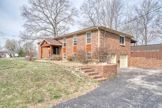 1615 W Whitehall Rd, Cookeville, TN 38501