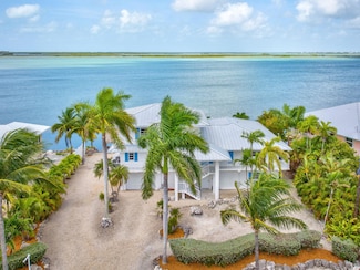 1260 Sugarloaf Blvd, Summerland Key, FL 33042