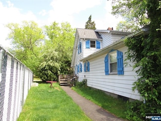 182 W Midland Ave Unit 2, Paramus, NJ 07652