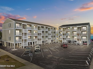 108 N Lake Park Blvd Unit 307, Carolina Beach, NC 28428
