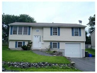 89 Knight St, Cranston, RI 02920