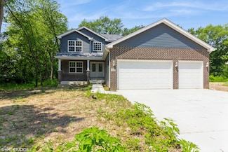 460 N School St, Braidwood, IL 60408