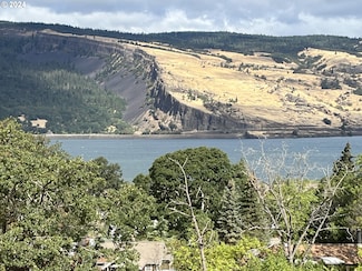 795 Fifth Ave Unit 22, Mosier, OR 97040