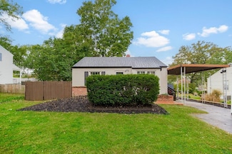 8304 Mercier St, Kansas City, MO 64114