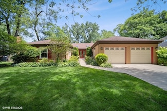 675 Wicklow Rd, Deerfield, IL 60015