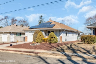 1902 Hovsons Blvd, Toms River, NJ 08753