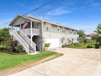 2120 73rd St, Galveston, TX 77551