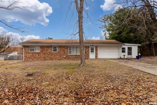 804 Hilldale Ave, Herrin, IL 62948