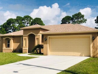1651 SW Penrose Ave, Port Saint Lucie, FL 34953