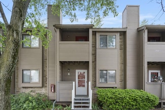 1707 E Walnut Lawn St, Springfield, MO 65804