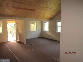 8134 Bradshaw Rd, Kingsville, MD 21087