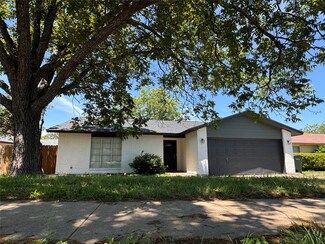 10110 Woodland Village Dr, Austin, TX 78750
