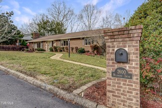2600 Wildwood Dr, Kingsport, TN 37660