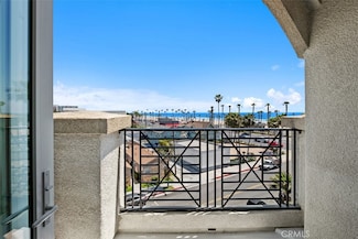 200 Pacific Coast Hwy Unit 301, Huntington Beach, CA 92648