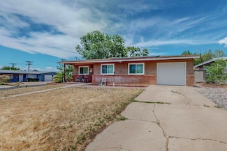 10401 Gloria Place NE, Albuquerque, NM 87112