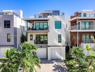 332 Balboa St, Hollywood, FL 33019