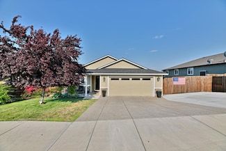 396 Sienna Hills Dr, Eagle Point, OR 97524