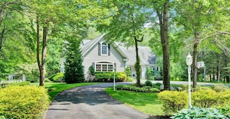 18 Cedar Spring Rd, Burlington, CT 06013