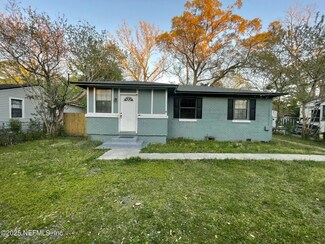 2015 Prospect St W, Jacksonville, FL 32254