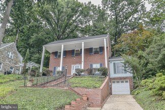 1005 27th St S, Arlington, VA 22202