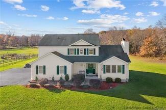 23 Jansen Rd, Pine Bush, NY 12566