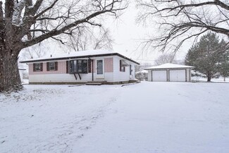 7300 Kyle Ave N, Brooklyn Park, MN 55443
