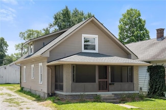 226 Sloemer Ave, New Albany, IN 47150