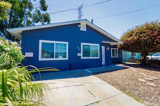 704 Harrison Dr, San Pablo, CA 94806